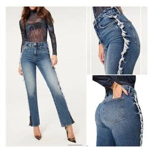 NWT Good American Good Boy Side Fray 33" Inseam - Size 2/26